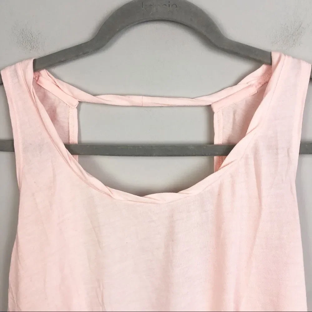 NIKE | Dri Fit Cutout Back Light Peach Tank Top Women’s Large